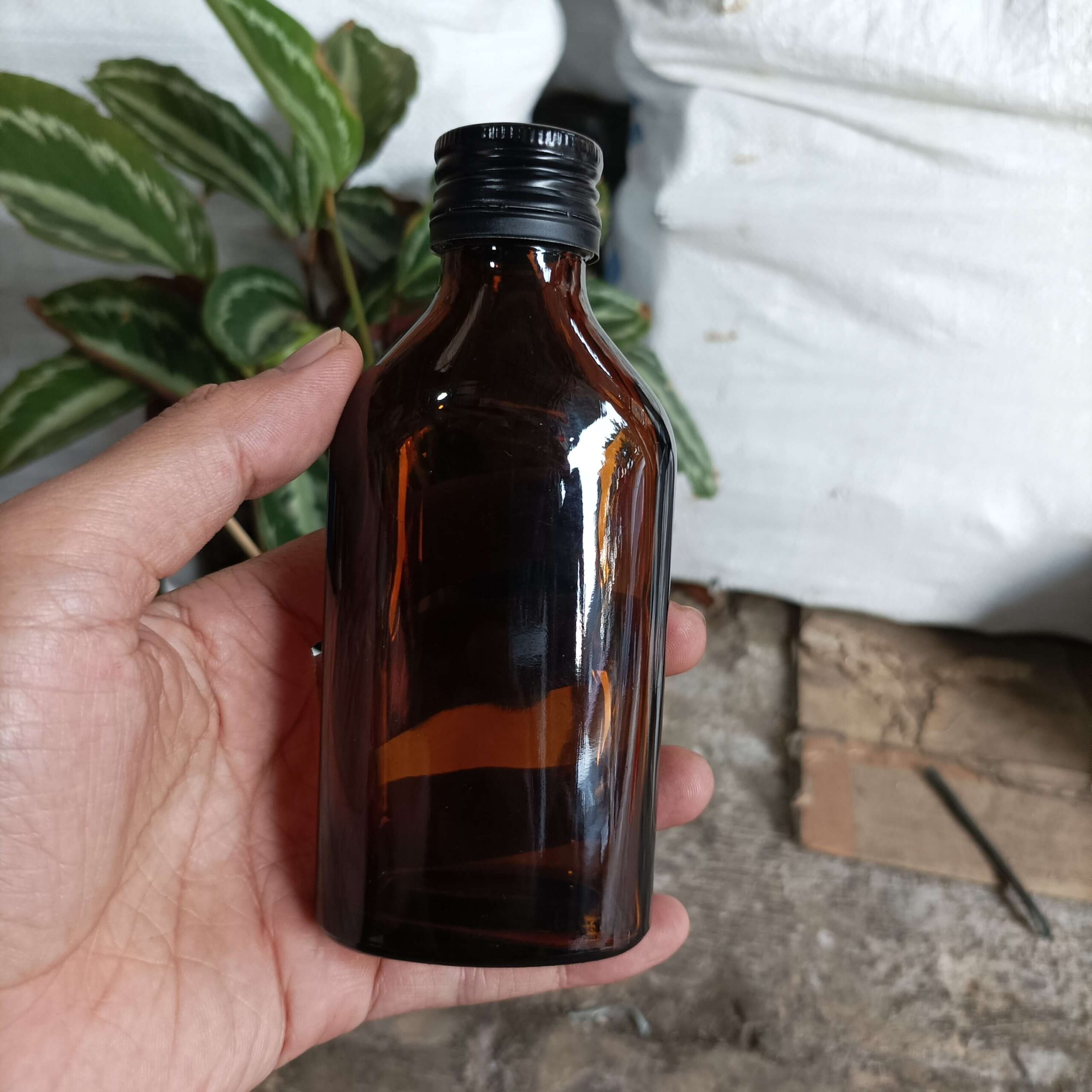 Botol Kaca Coklat Gepeng 100ml KOLDEX - Rekondisi - Gambar 3